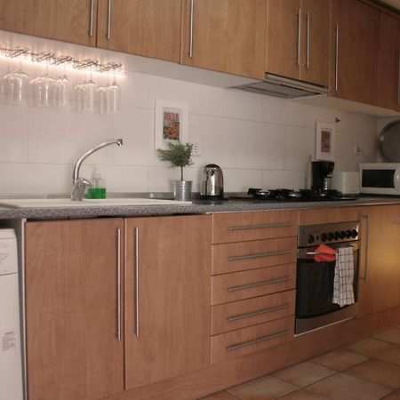 Lovely Apartment With A Terrace Барселона Экстерьер фото