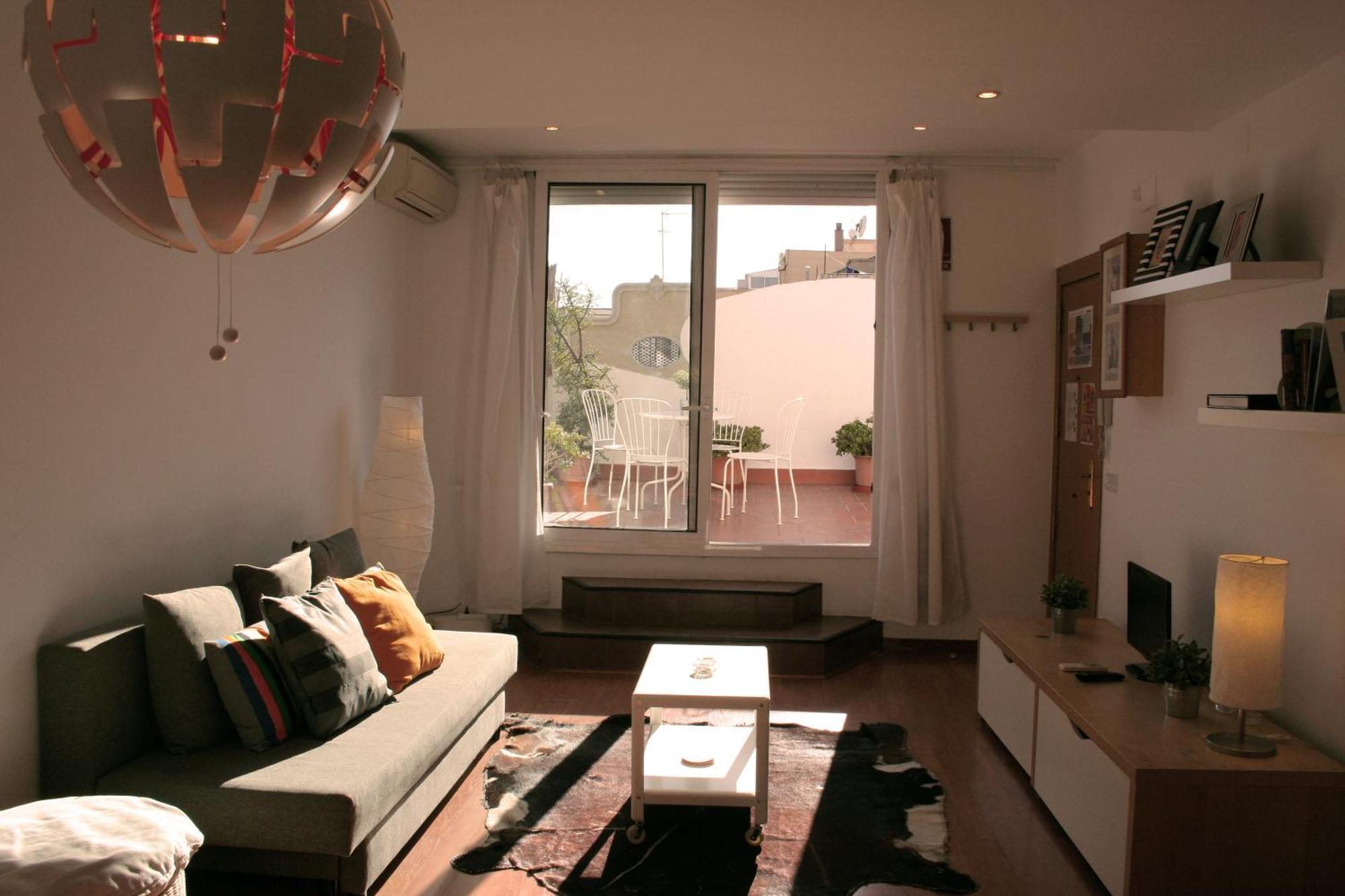 Lovely Apartment With A Terrace Барселона Экстерьер фото